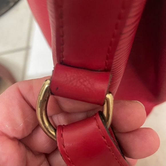 Louis Vuitton Noe Epi Leather Bucket bag- 90’s EUC! - Picture 6 of 14